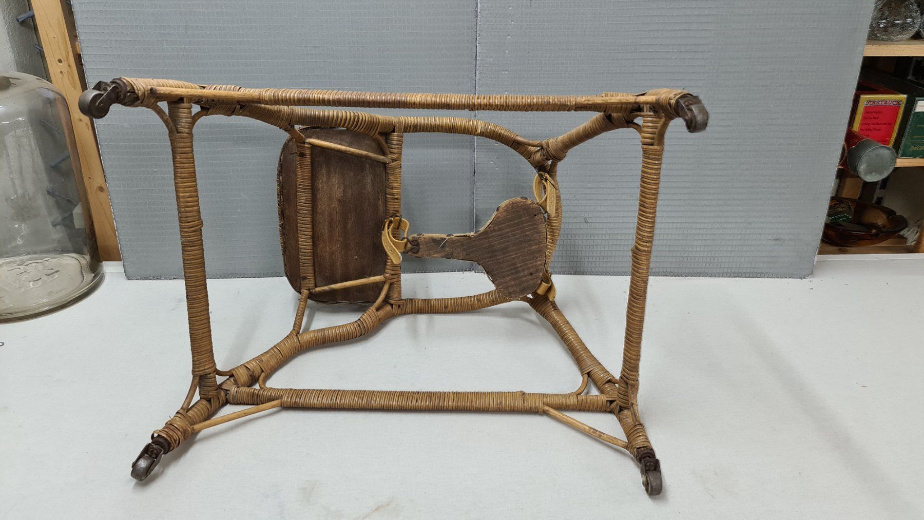 Veicoli per bambini: Antiker Kinder Laufwagen – Usato da Sins venduto da sagitarius58 4