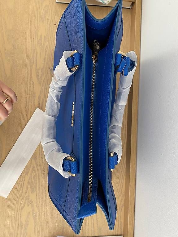 Trussardi Borse da donna: Borsa Trussardi T-Easy Light Tote blu – Nuovo e nell'imballaggio originale da Lugano venduto da kiki36s 4