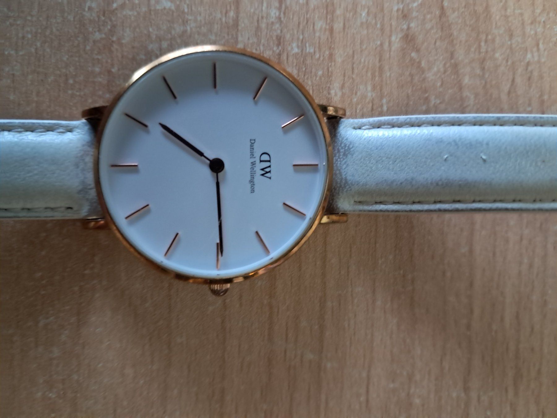 Uhren: Damen Uhr – Gebraucht aus Glattbrugg von mah_c5jk