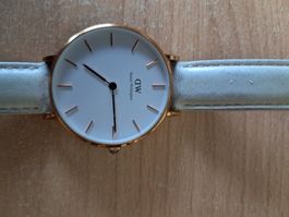 Damen Uhr