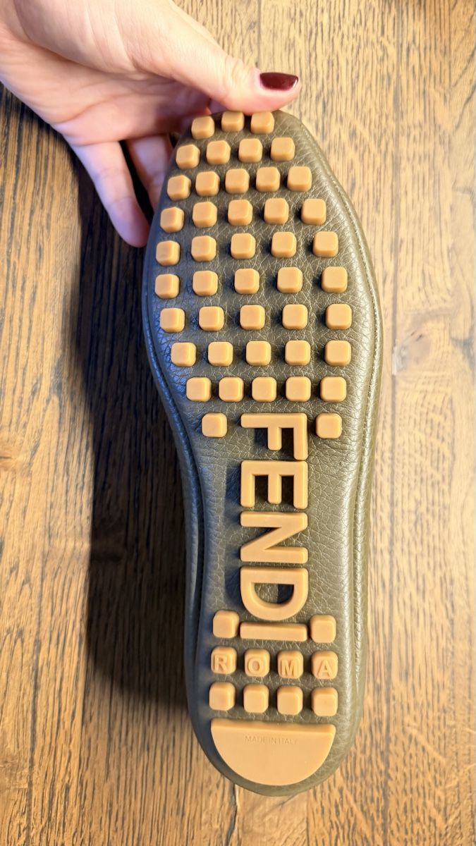 Fendi Damenschuhe: Fendi Mokassins – Neu und originalverpackt aus Itingen von EdlesShopping 2