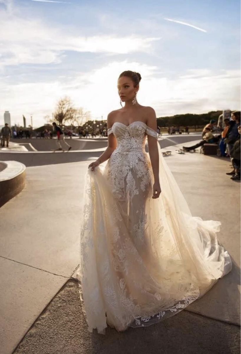 Vestiti: Brautkleid Wona Concept Gr. 36 – Nuovo (secondo la descrizione) da Brunnen venduto da Herzig-Brautmode 8