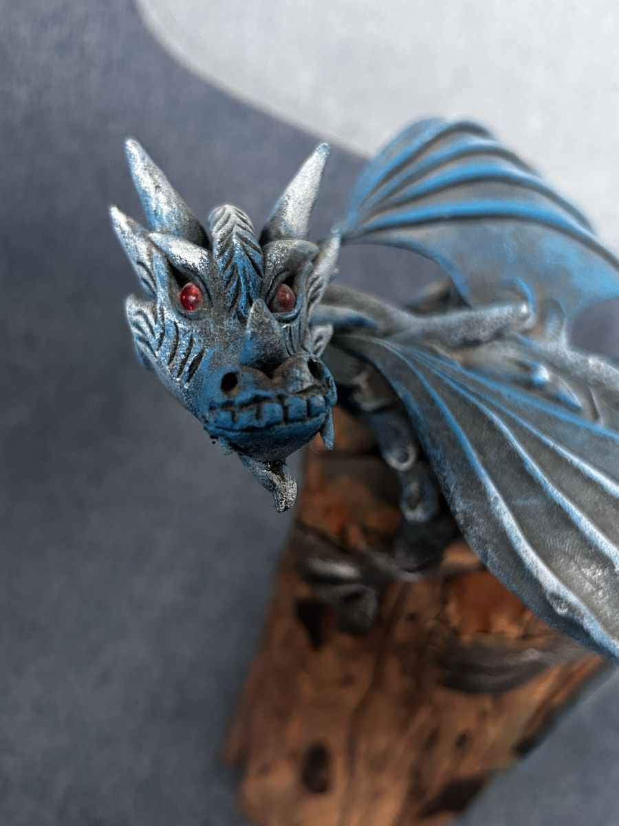 Sculture & Statue: Figurine dragon sur bois bleu argenté – Usato da Cugy FR venduto da luc_7q2j 5
