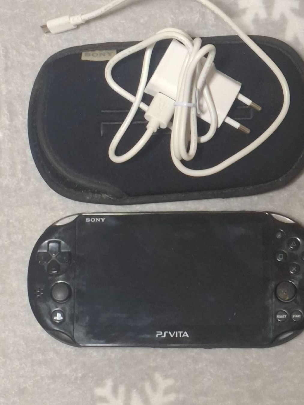 Sony Konsolen: SONY PSVITA noir occasion – Gebraucht aus Meyrin von Maribel81 2