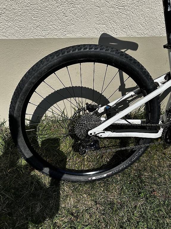 Specialized Biciclette: Mountainbike Spezialized – Usato da Landquart venduto da GR30022 4