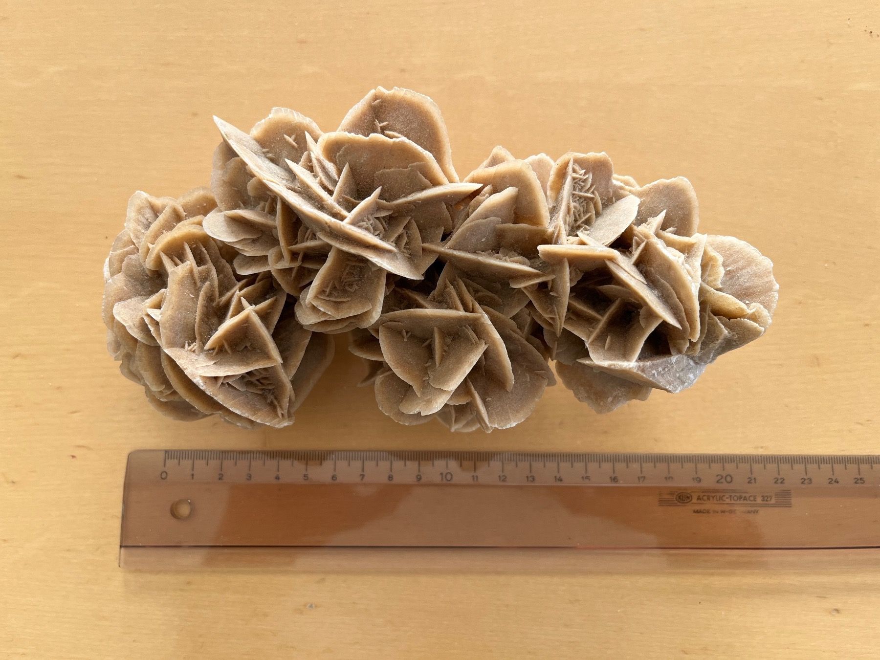 Minerali & Pietre curative: Wunderschöne Sandrose – Usato da Liestal venduto da Socrate