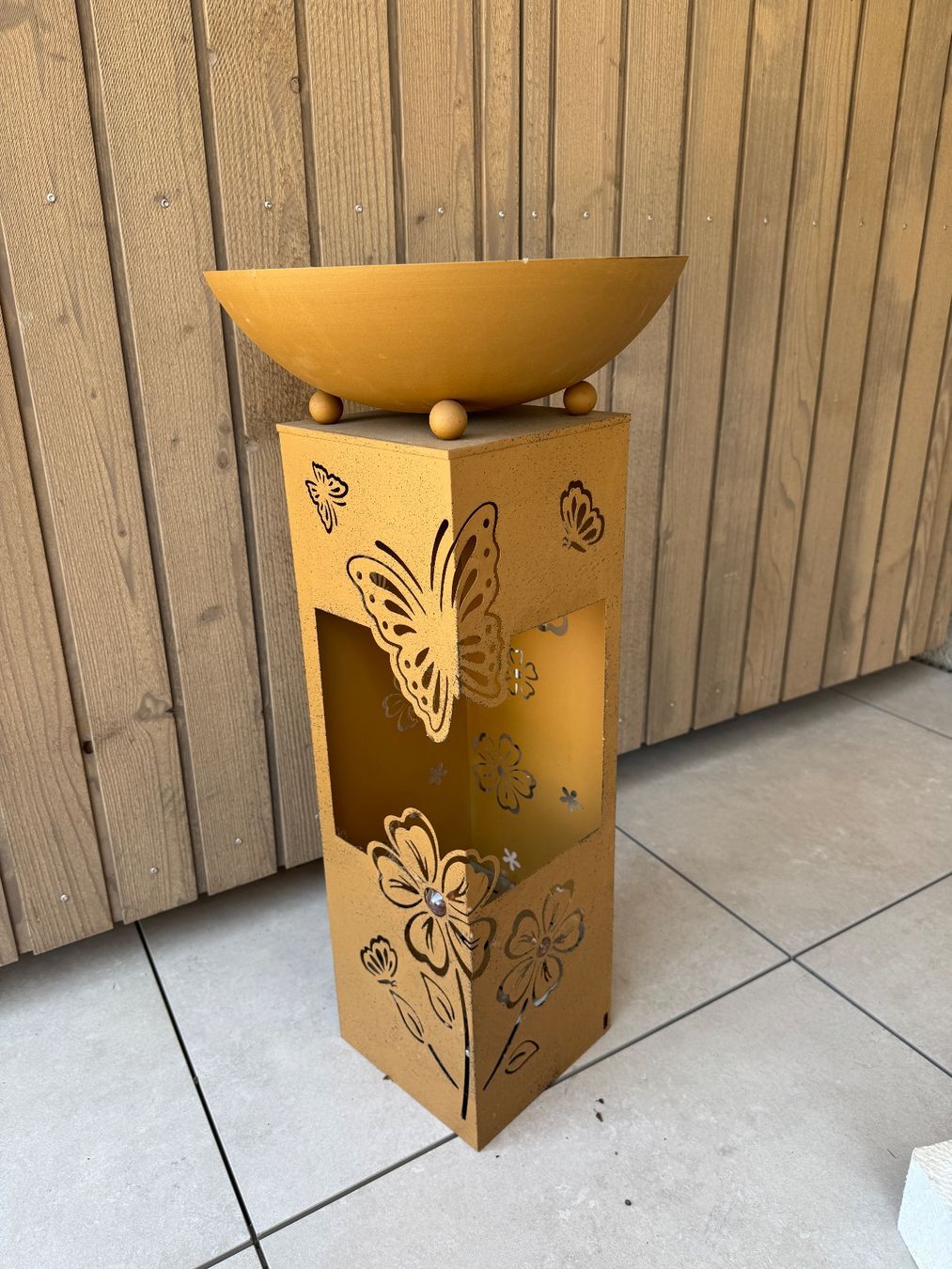 Sonstiges für Haushalt & Wohnen: Pflanzsäule Butterfly – Gebraucht aus Nassenwil von brego87