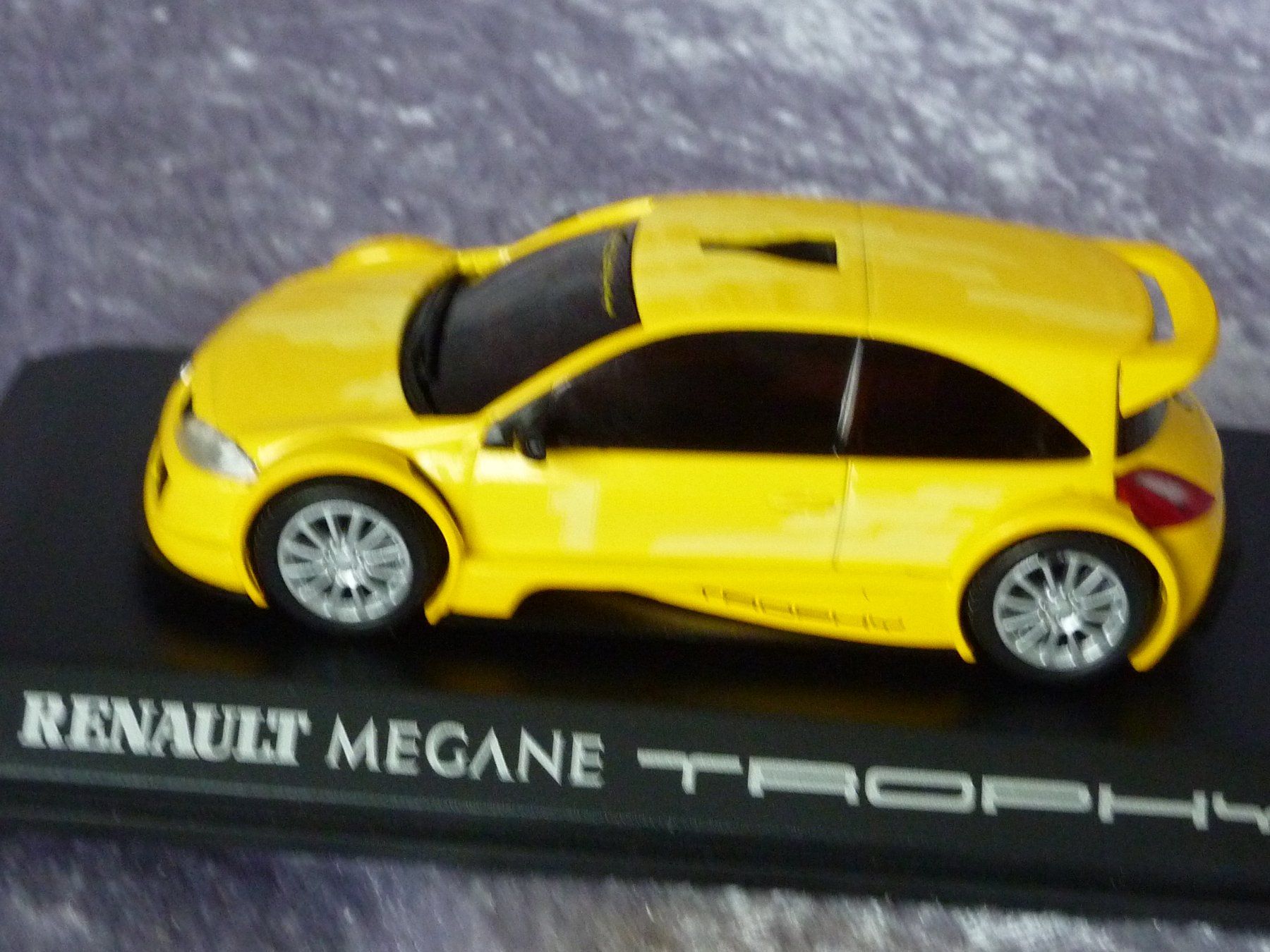 Renault Modellini d'auto: Renault Megane Trophy 1:43 – Nuovo (secondo la descrizione) da Dürrenäsch venduto da modellautos4you 1