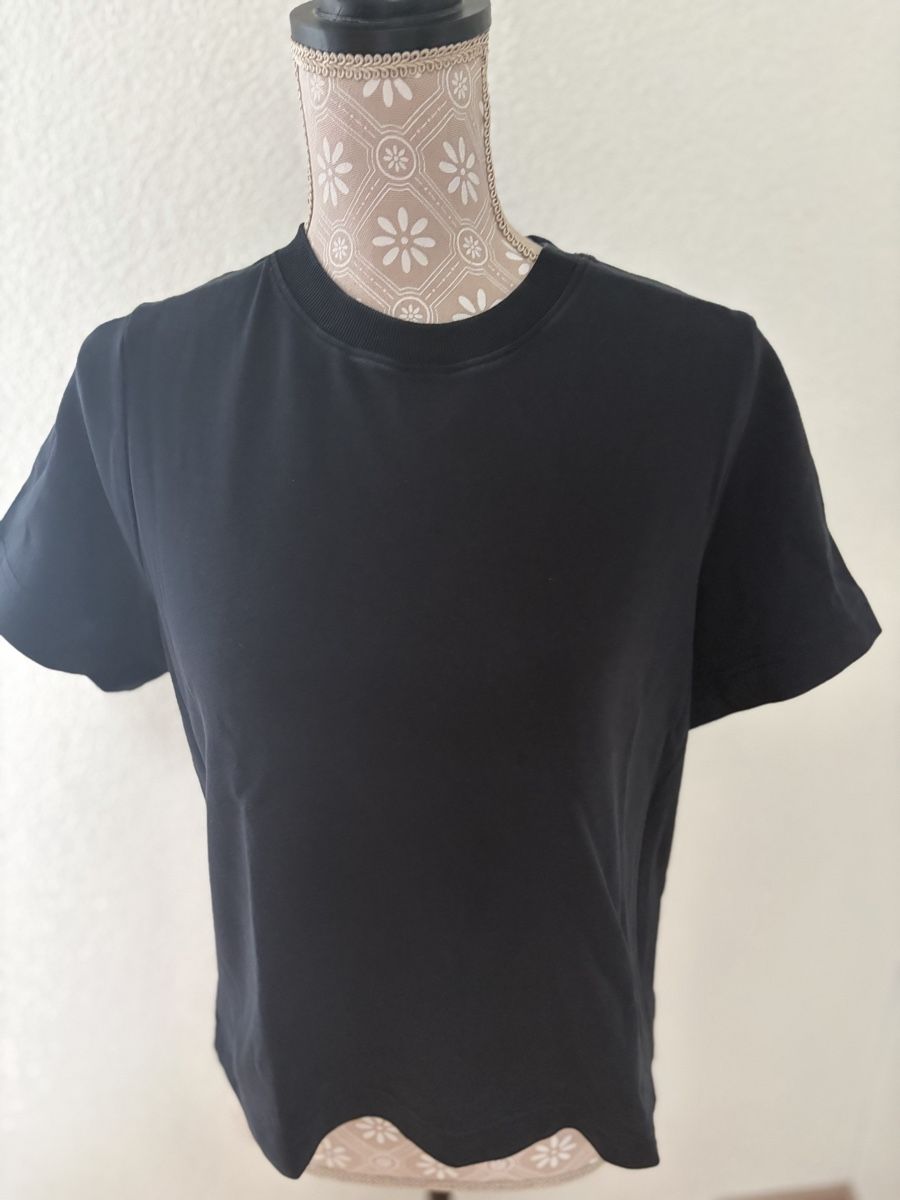 Cos T-shirts: COS T-Shirt Grösse M – D'occasion à Bonstetten par Moma10