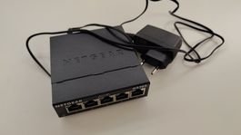 NETGEAR GS305 Switch 5 Port Netzteil guter Zustand