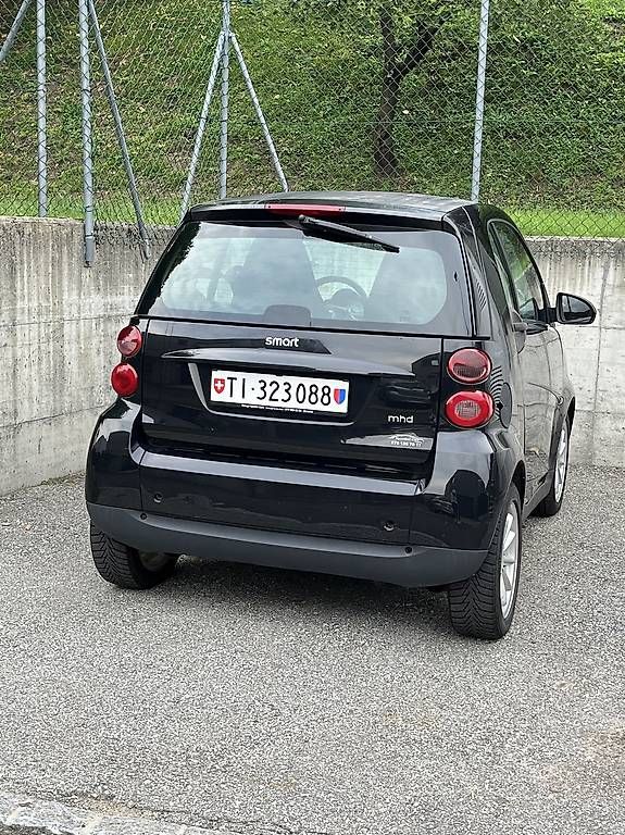 Autos: Smart fortwo – D'occasion à Vacallo par man_h825