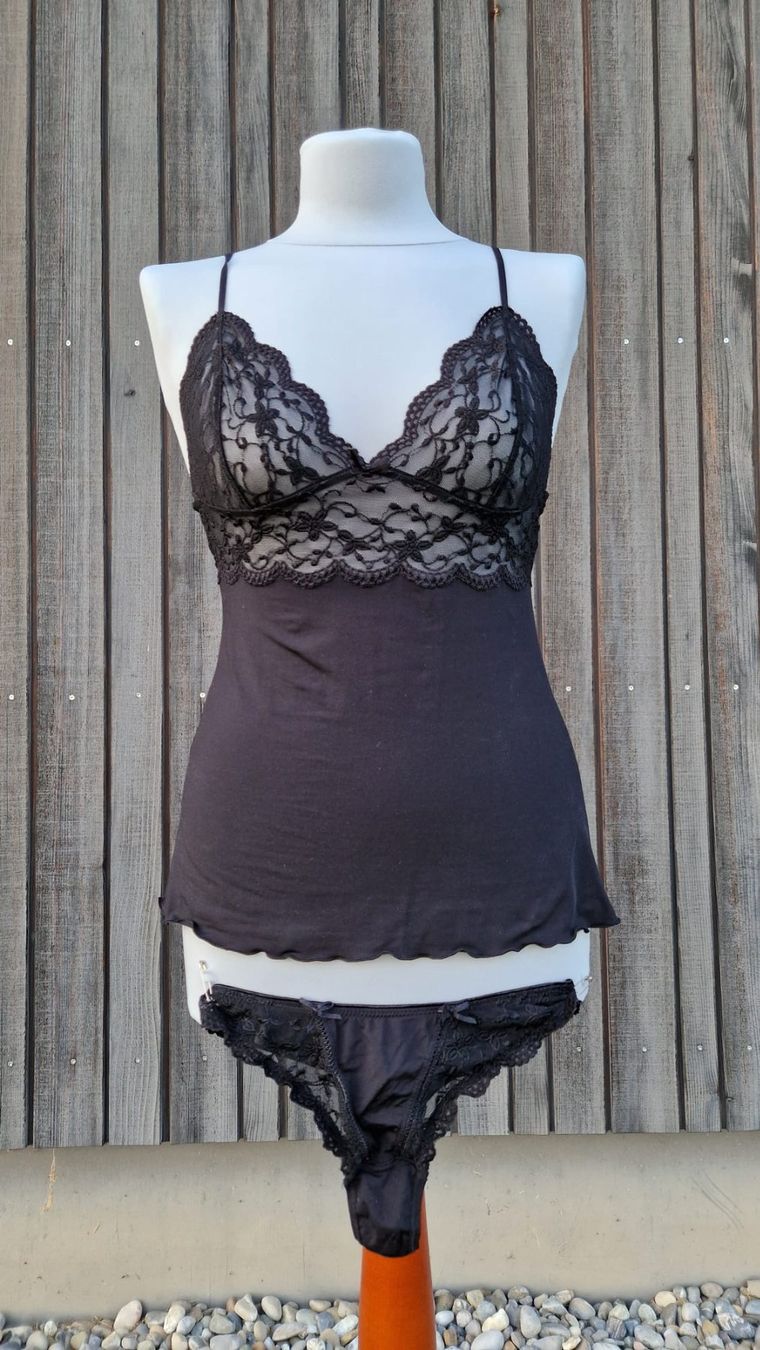 Tops: Tolles Schwarzes Spitzentop Transp. mit String, Set Grösse S – D'occasion à Wikon par Gizmozilla 1