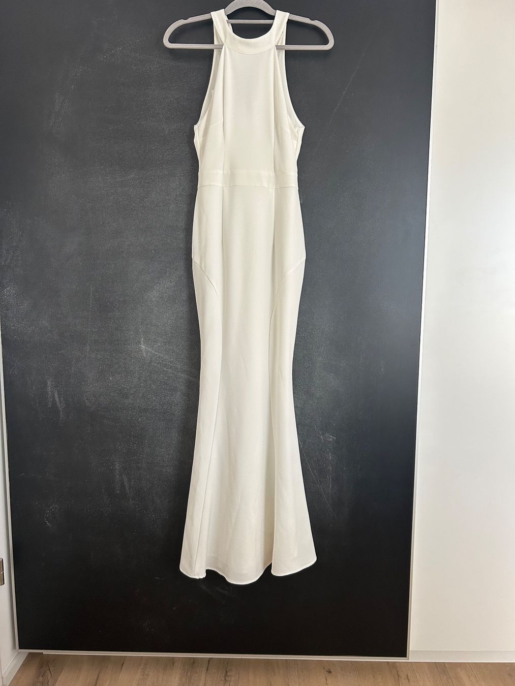 Kleider: Figurbetontes Kleid – Neu (gemäss Beschreibung) aus Stetten SH von egl_z6jq