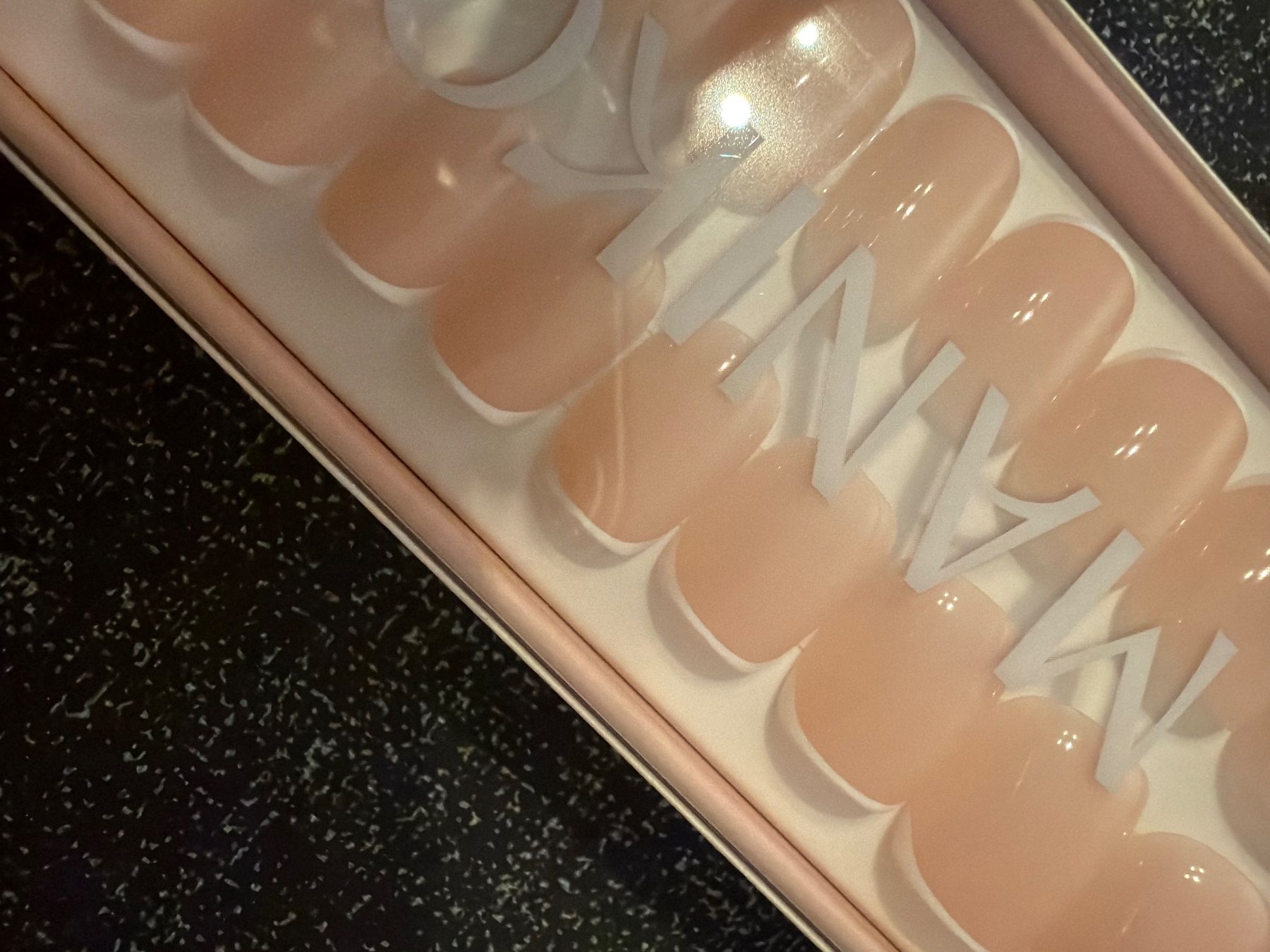 Künstliche Fingernägel: Maniko Nails - Soft Gel Press On – Neu und originalverpackt aus Forch von Strawberry_JvN 2