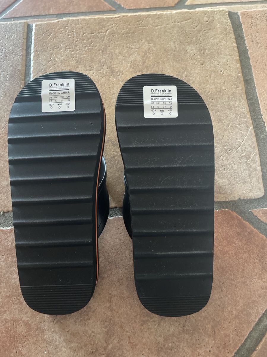 Damenschuhe: D.FRANKLIN Flip Flops – Gebraucht aus Horgen von Aruscha 1