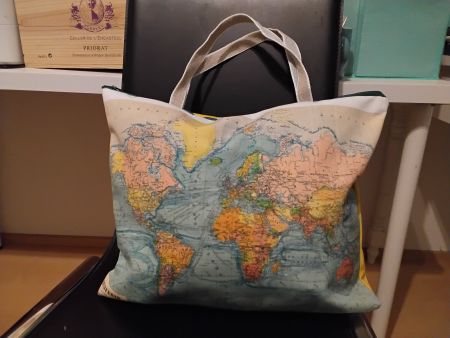 Tasche Weltkarte gelb/weiss gestreift neuwertig