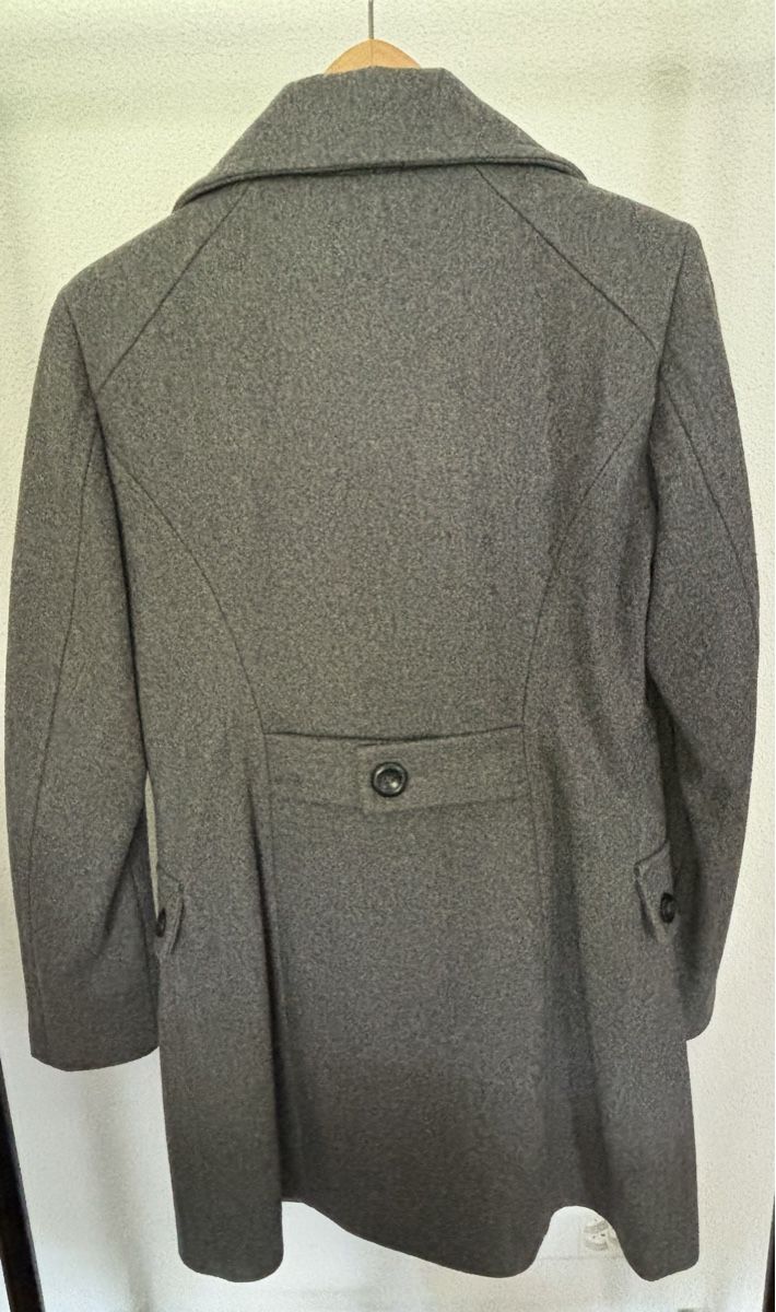 Benetton Cappotti: Damen Mantel grau Gr 38 – Usato da Niederrohrdorf venduto da Wimabu531 1