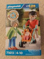 PLAYMOBIL Figuren 71613 Grosseltern (Oma & Opa) mit Baby