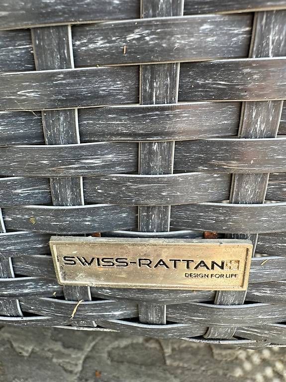 Set di tavolo e panche: Swiss Rattan Gartentisch Set mit 6 Stühlen – Usato da Jonen venduto da mriebe 2