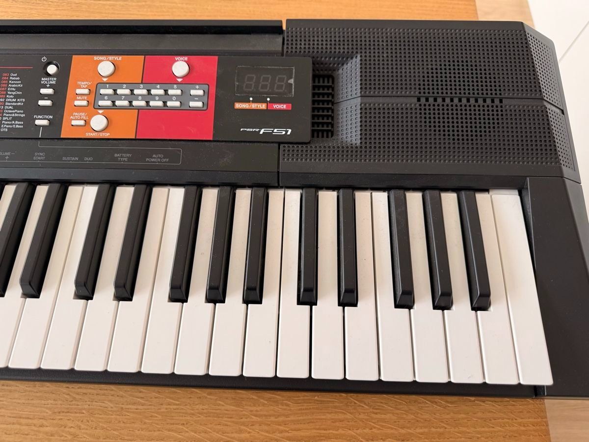 Yamaha Strumenti musicali: KeyBoard Yamaha – Usato da Thun venduto da Rado-17 2