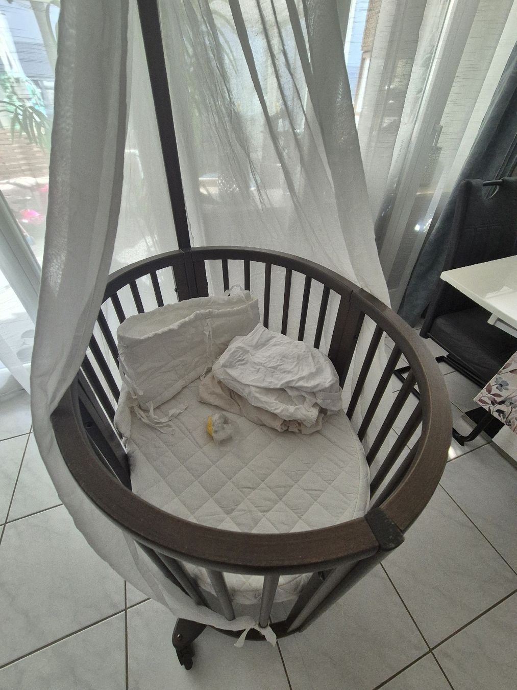 Stokke Wiegen & Stubenwagen: Stubenwagen Stokke Sleepi – Gebraucht aus Nottwil von time17
