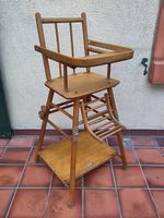 Antiker Kindersitz / Hochstuhl aus Holz