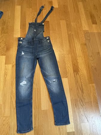 Latzhose