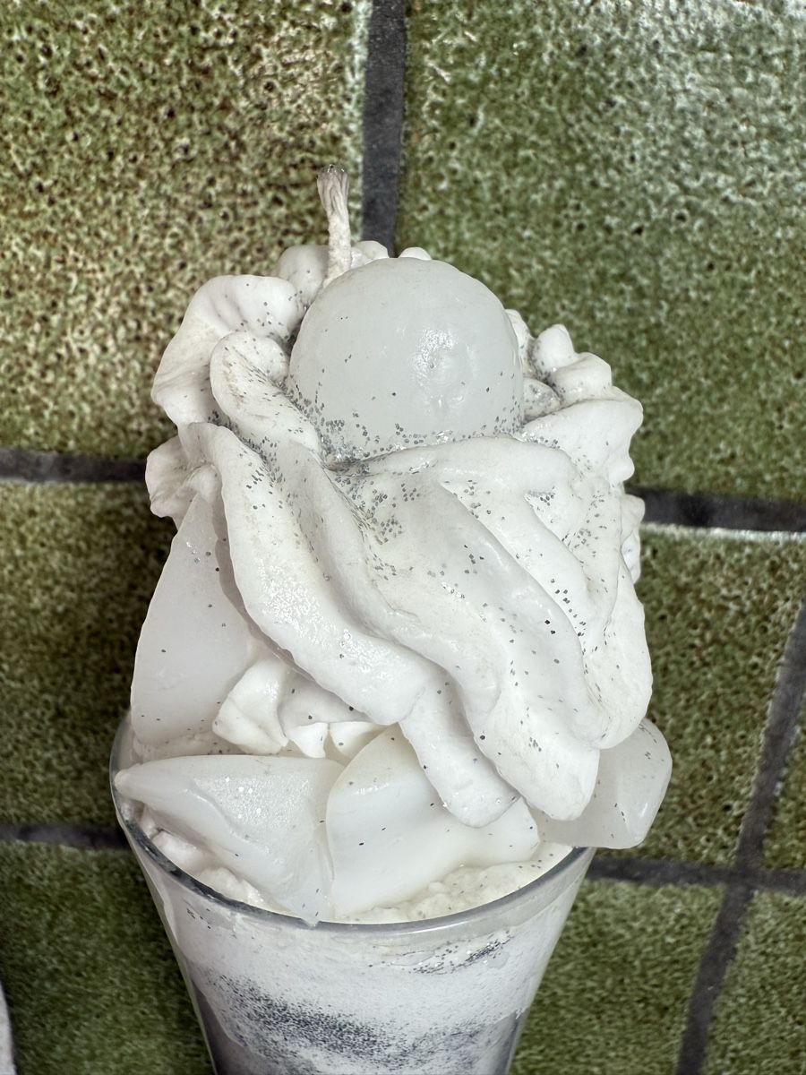 Kerzen: Kerzen-Eisbecher, Geschenkidee Glace Deko weiss Wachs – Gebraucht aus Volketswil von cinicini 1