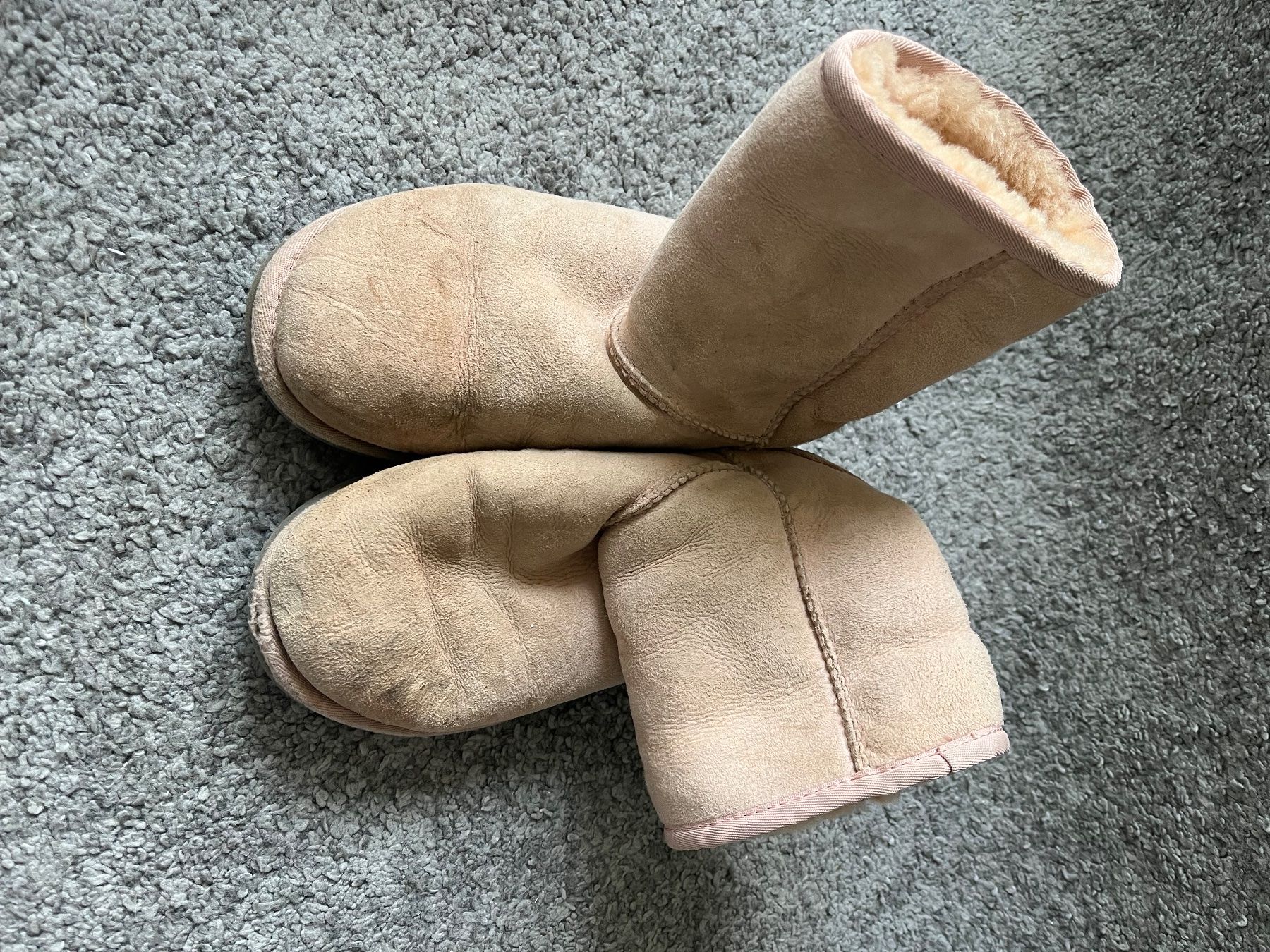 Ugg Scarpe per ragazze: UGG Winter Boots – Usato da Subingen venduto da chaenunr1 3