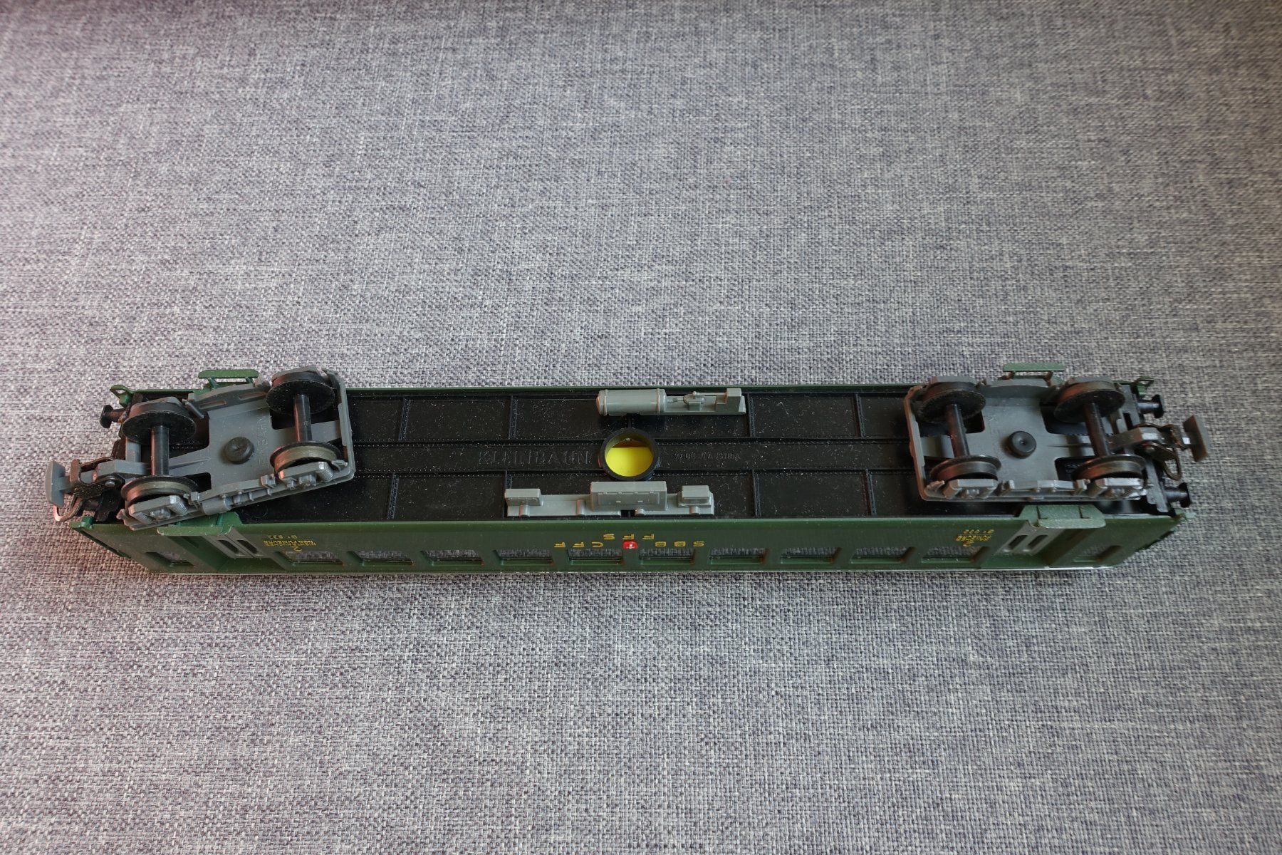 Kleinbahn Modellini di ferrovie: KLEINBAHN No. 381 SBB/CFF Einheitswagen 2. Klasse – Usato da Wallbach venduto da Sarrows 5