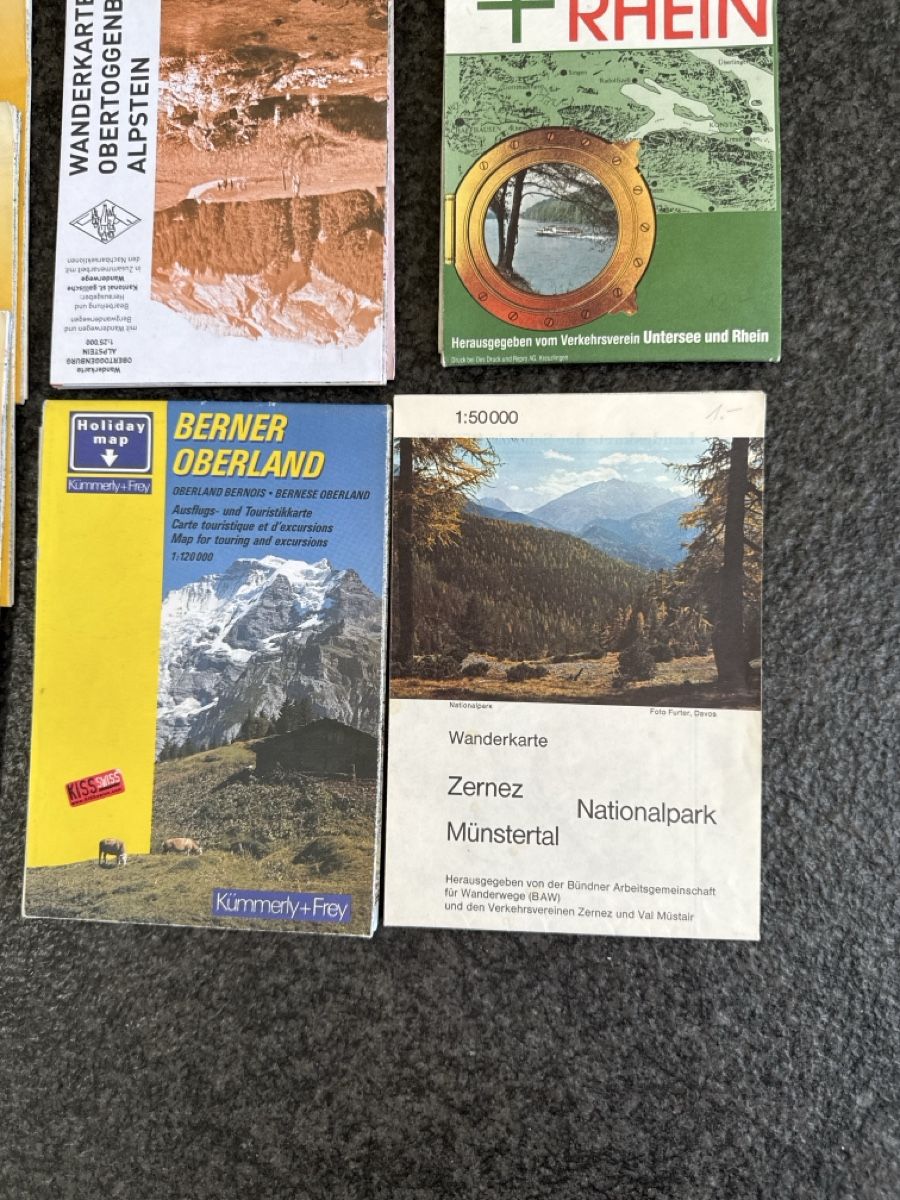 Landkarten & Atlanten: Wanderkarten Set 14 Stk, Schweiz, versch. Regionen – Gebraucht aus Eschenz von Belladog 4