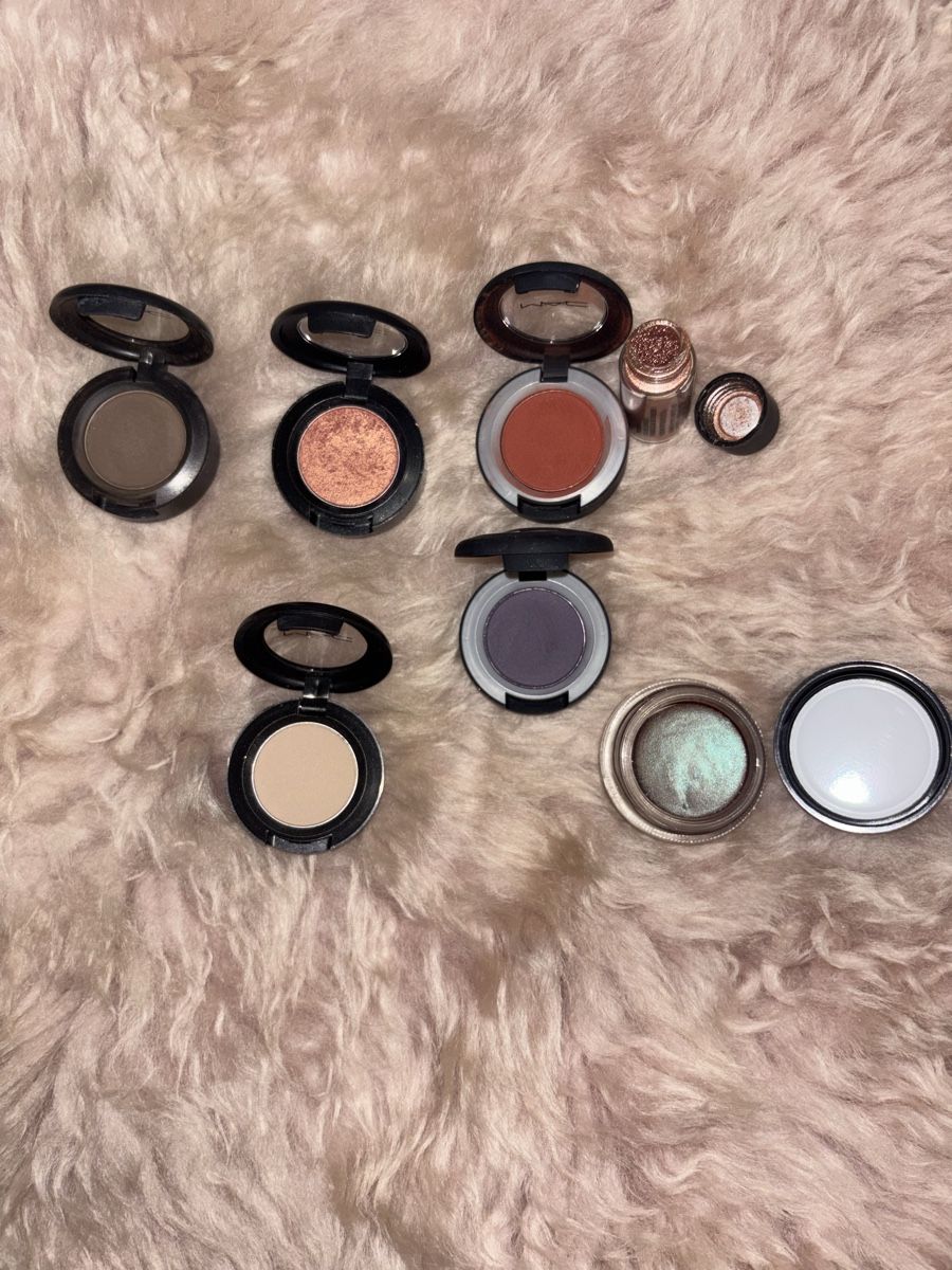 Mac Cosmetics Make-up: MAC Lidschatten Sammlung / Lidschatten gemischt, NIE BENUTZT – Nuovo e nell'imballaggio originale da Tann venduto da Dina.q 2