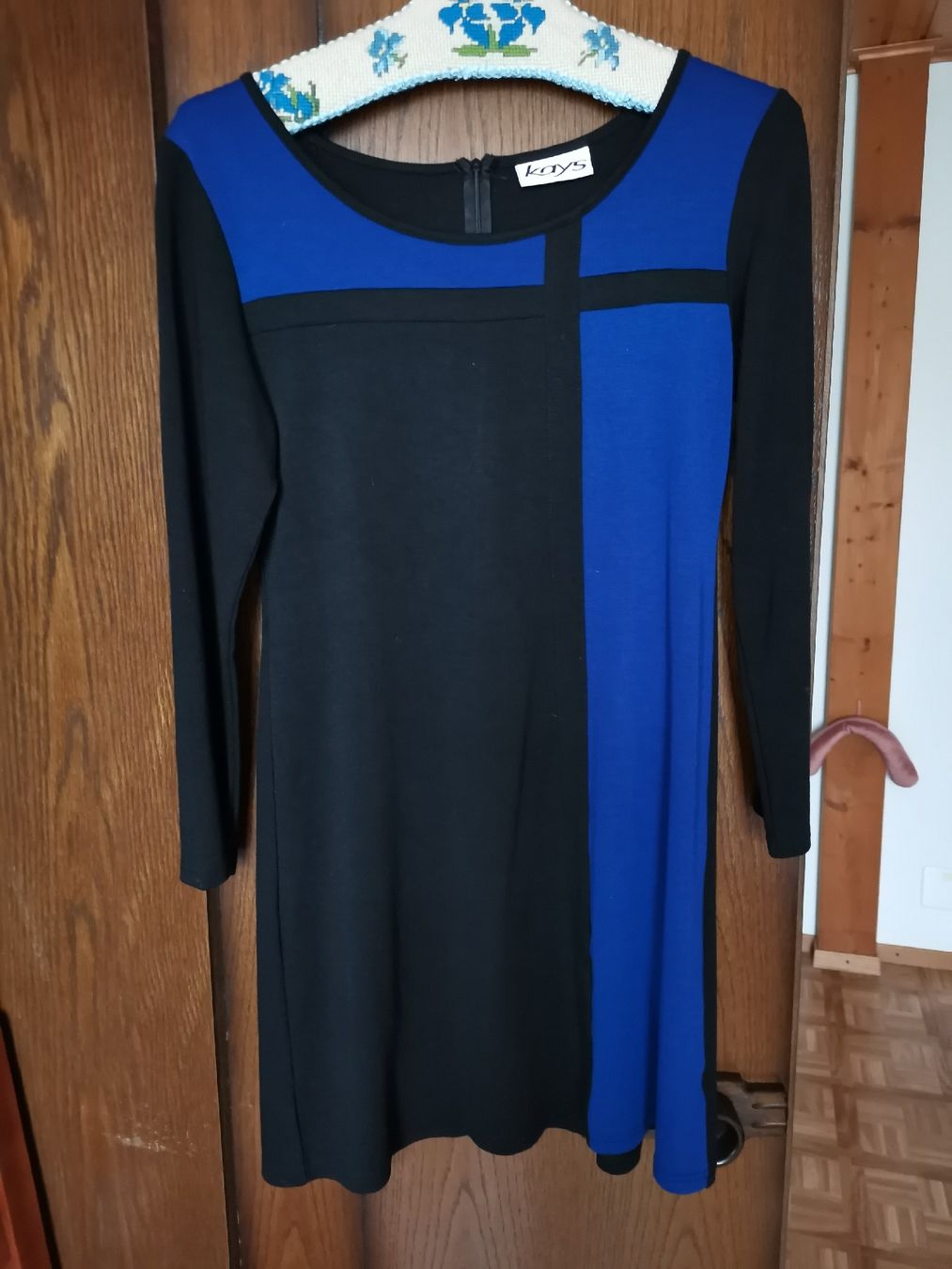 Kleider: Robe t 40 – Neu (gemäss Beschreibung) aus Cournillens von masoeur 2