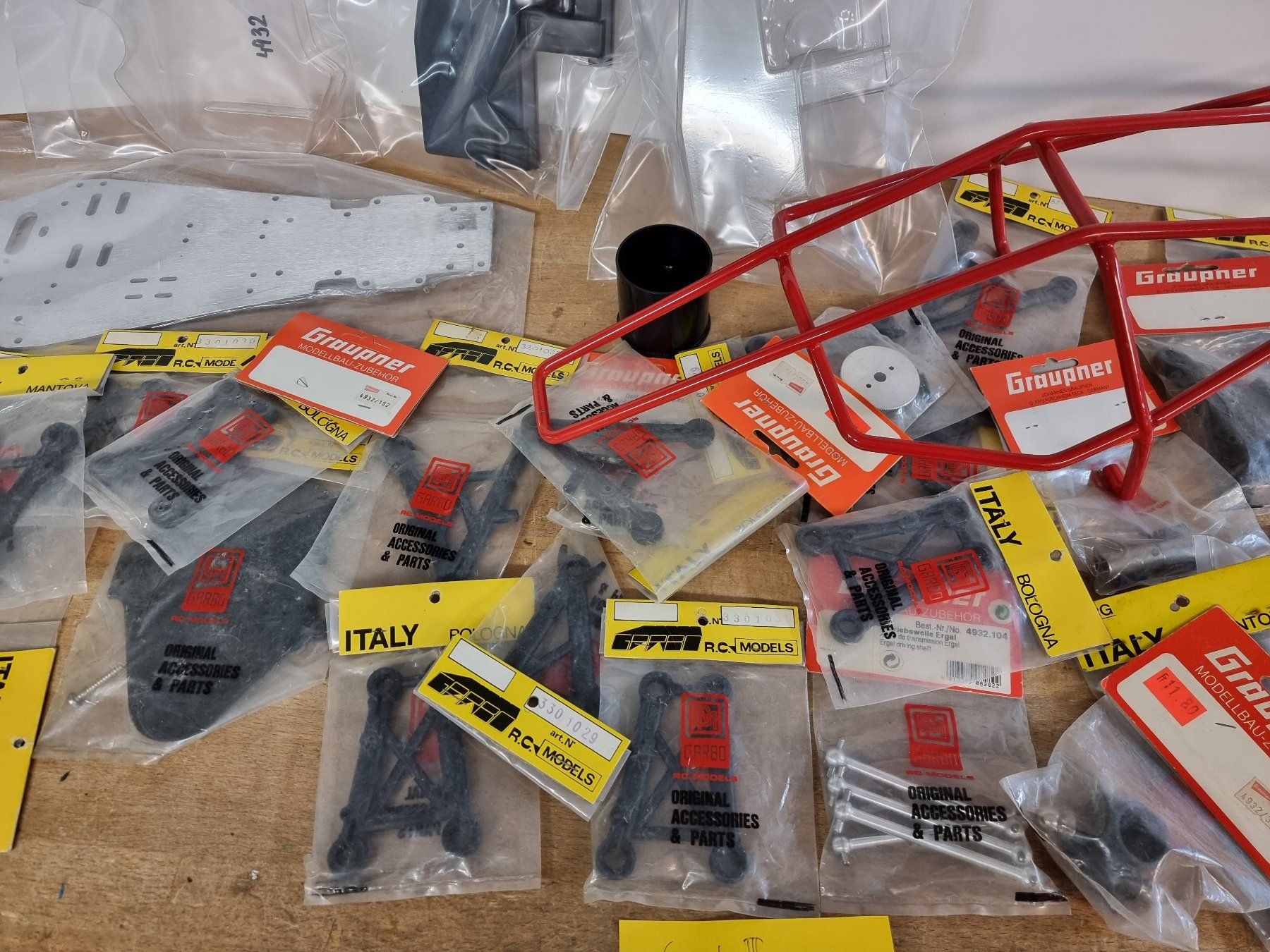 Graupner Modellismo RC: Gepard 3 Graupner (Kyosho Tamiya Robbe) Set 4 – Nuovo (secondo la descrizione) da Ballwil venduto da Roboter 2