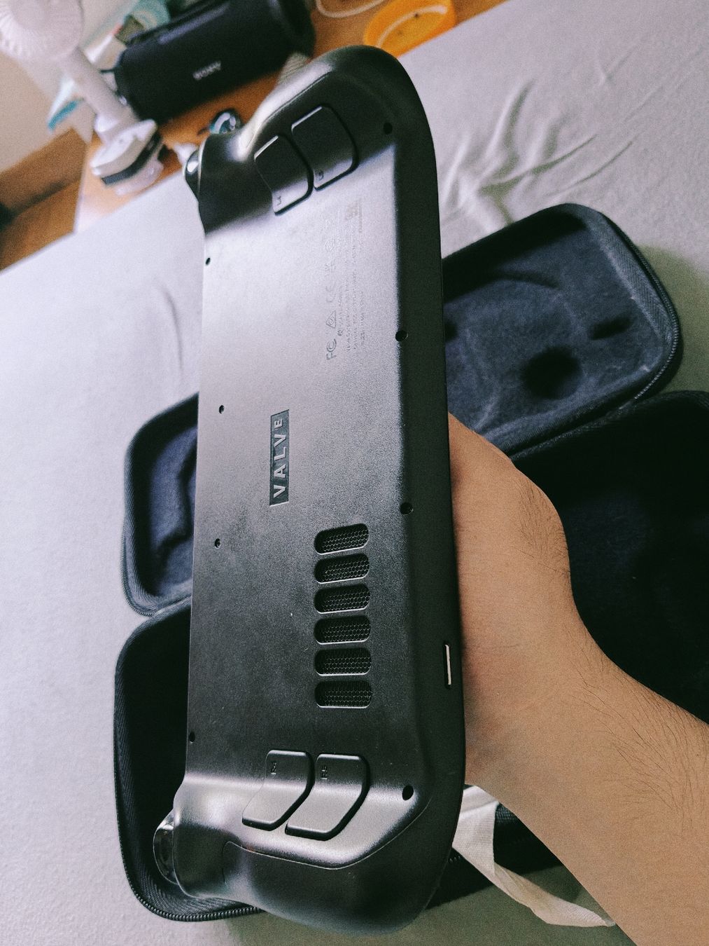 Valve Consoles: Steam deck lcd 256gb – D'occasion à La Chaux-de-Fonds par Honit.ch 1