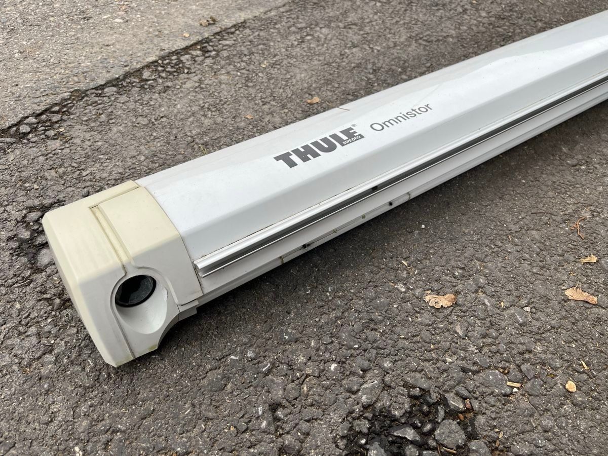Thule Tende da sole: Thule Omnistor 5200 400 x 250 cm – Usato da Stetten AG venduto da Ptimes 1