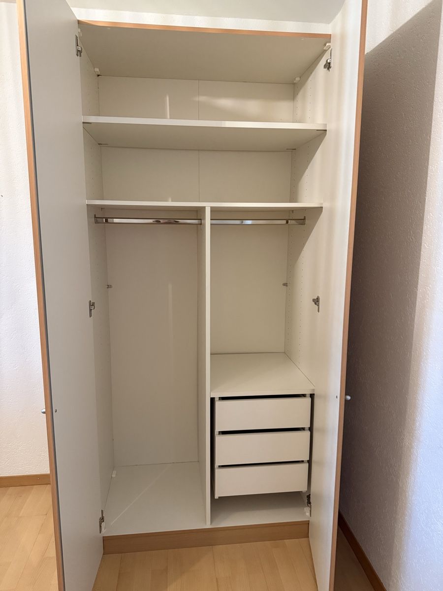 Armadi: Schrank, holzfurnier – Usato da Winterthur venduto da j.merz 1
