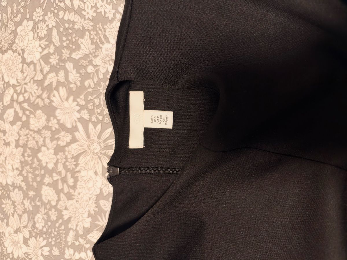 H&M Top: Haut H&M – Nuovo (secondo la descrizione) da Genève venduto da ine_bbn9 1