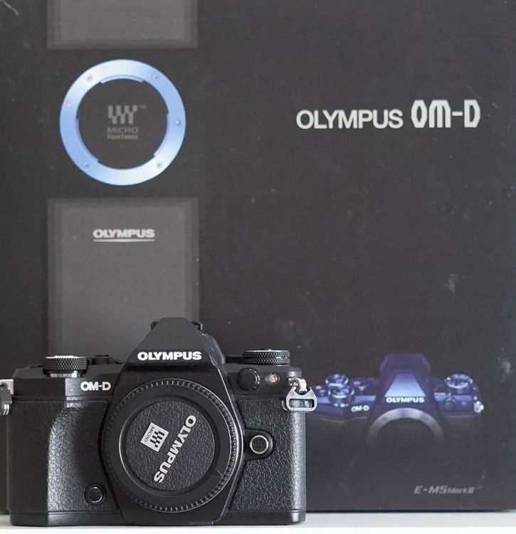 Olympus E-M5 II Body + Olympus ED 40-150mm f4-5.6 R (Gebraucht) in ...