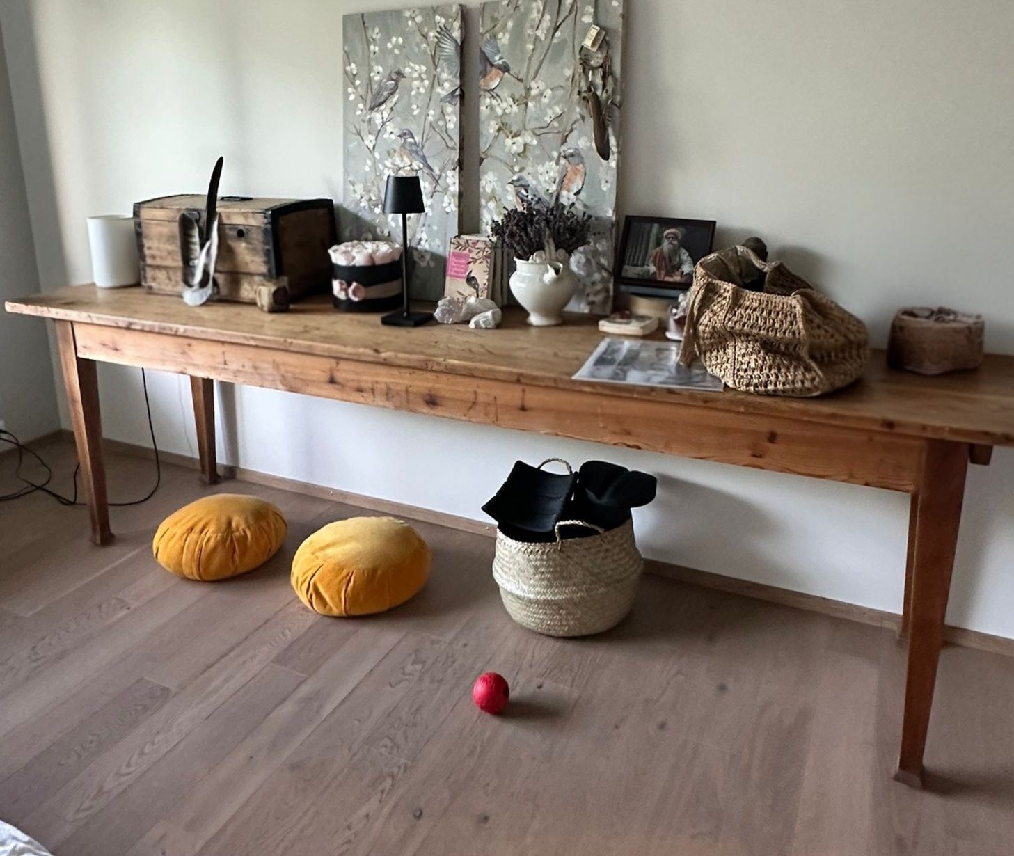Tische: Langer Holztisch  – Gebraucht aus Luzern von luzri