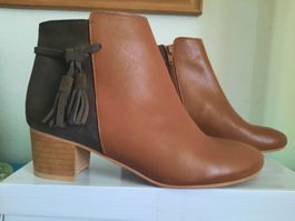 Stiefelette / Leder, leicht gefüttert, Neu,  ungetragen