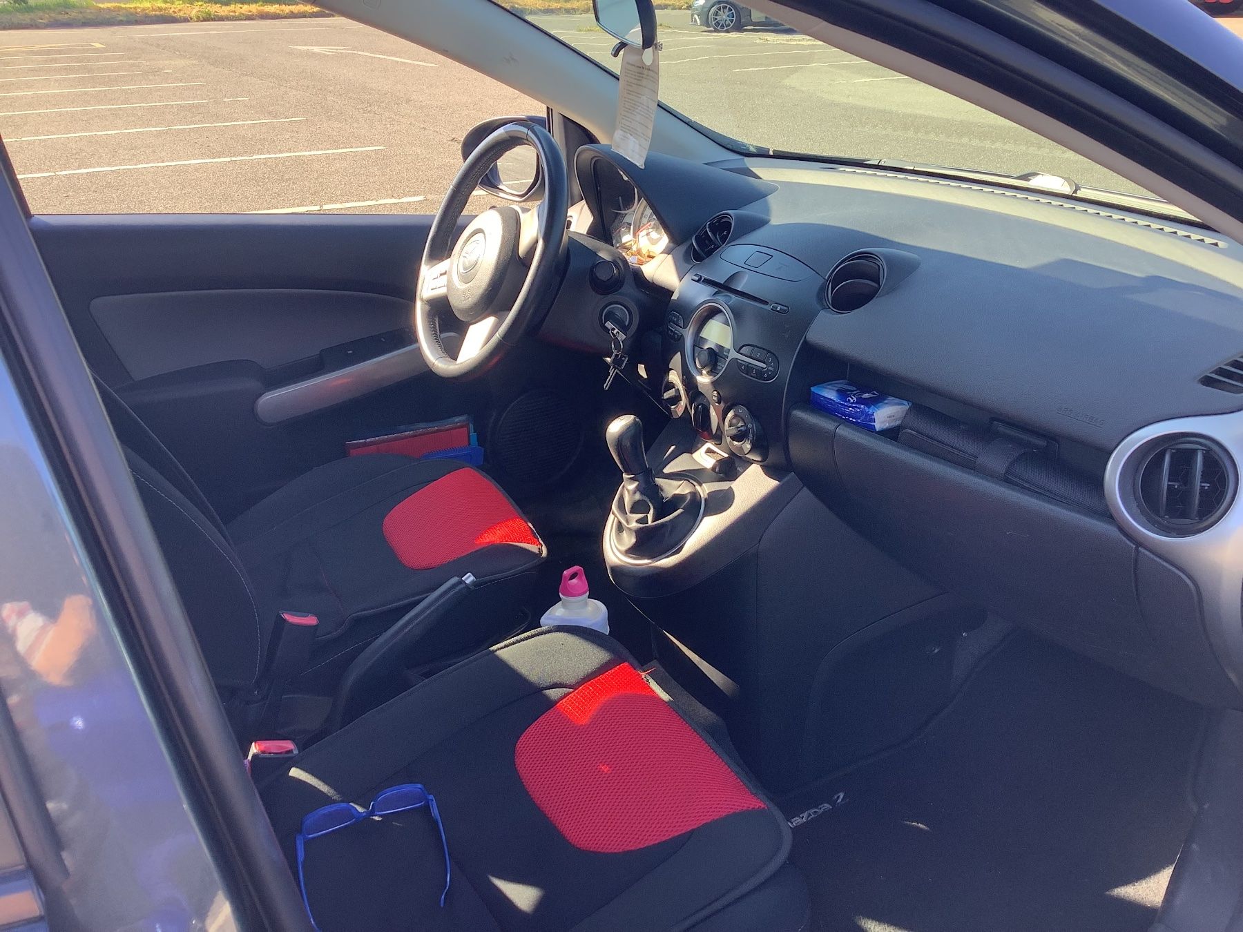 Mazda Autos: Mazda 2 1.3 16V Exclusive – D'occasion à Meyrin par claude037 3