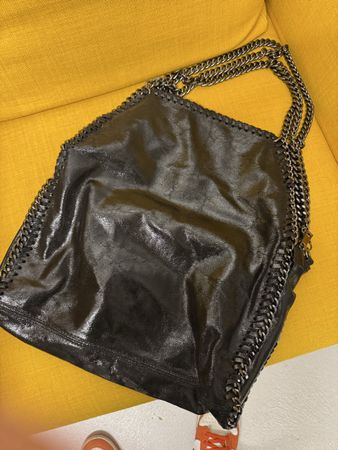 Schwarze Designer Handtasche mit Kette - Top Zustand!