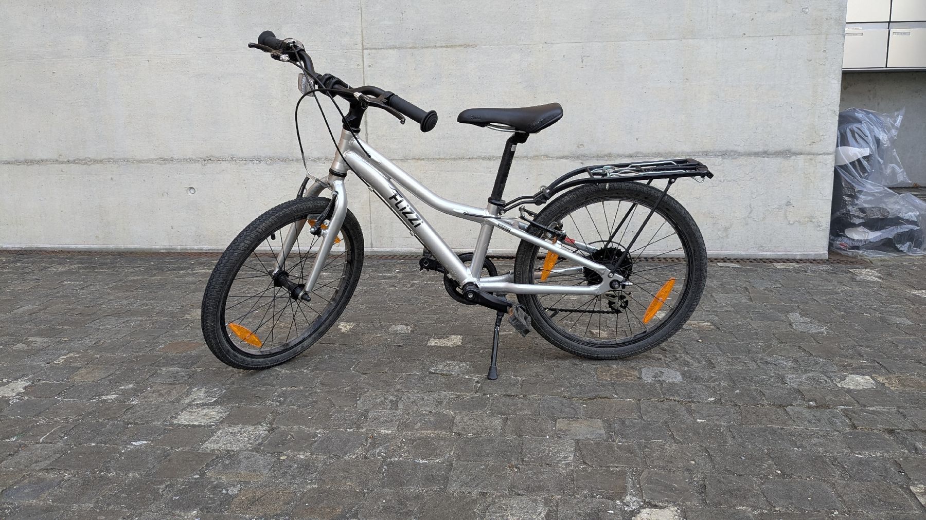 Flizzi Velos: Kindervelo FLiZZi 20 Zoll – Gebraucht aus Zürich von lukasbolliger
