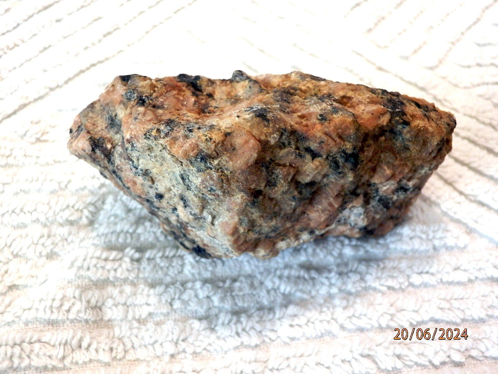Pierres & tuiles: Natursteine, Granit, Griphit, Bergquarz oder?? – D'occasion à Ueberstorf par dinbau 3