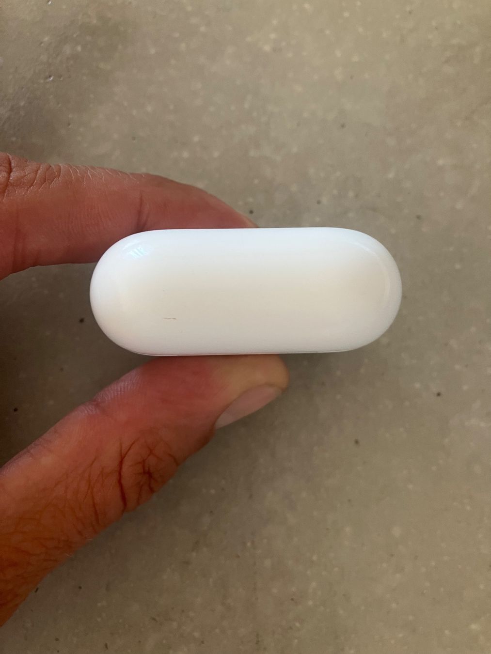Apple Cuffie: Apple AirPods 3 Case – Usato da Lausanne venduto da mr.v 5