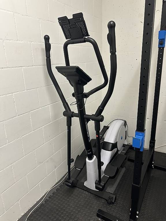 Hometrainer: Crane Crosstrainer LS5  voll funktionsfähig – Usato da Goldach venduto da Uncle_Perch
