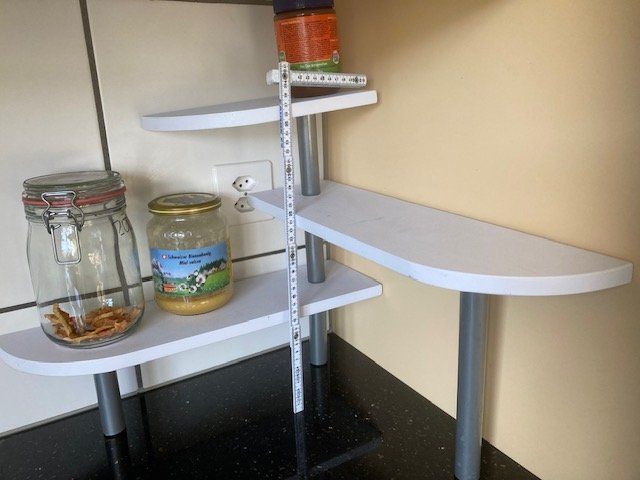 Altro in Decorazioni & Accessori: Etagère en coin (1) – Usato da Vauderens venduto da lau260962 2