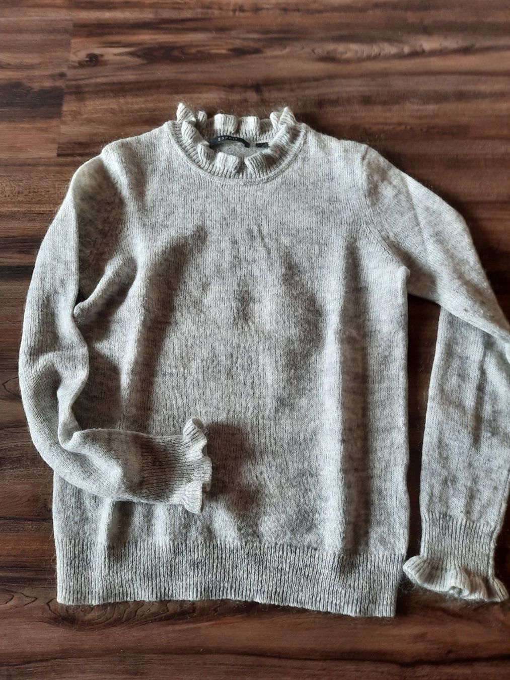 Maglioni & Felpe: Pullover Esprit grau XS – Usato da Mühledorf SO venduto da mel_w86x