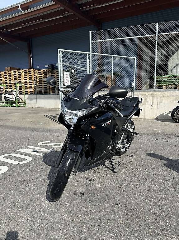 Strada: Honda CBR 250 – Usato da Assens venduto da aeb_2kh7 4